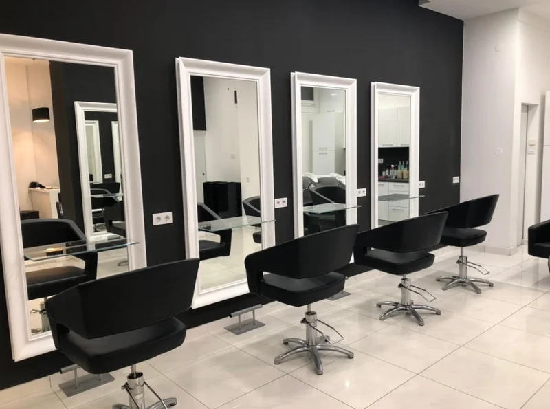 Frizerski salon Studio Marcela I Ilica 49 Zagreb - balayage pramenovi, flamboyage, airtouch, preljev, feniranje, ravnanje kose